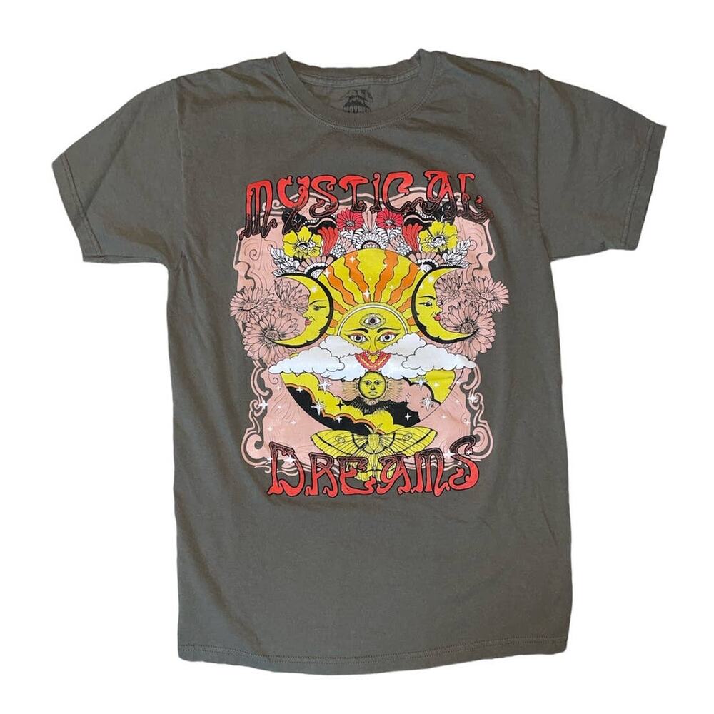 Call Your Mother Grey Mystical Dreams Graphic T-Shirt Small